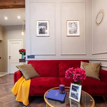 Apartment Charming Next To The Church Of St Anne By Reside Baltic