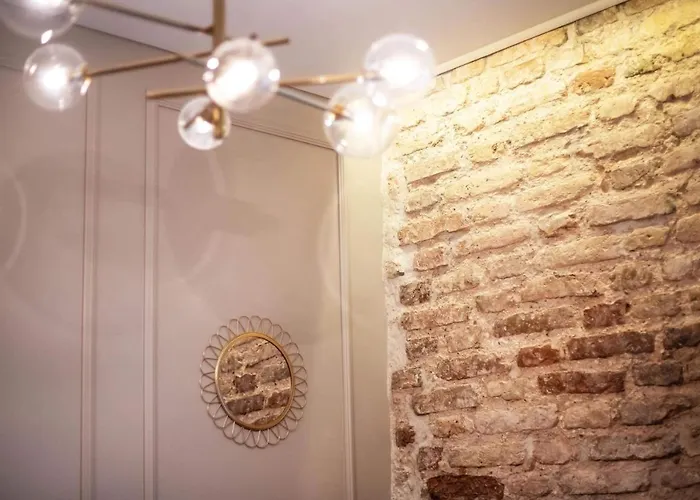 Charming Next To The Church Of St Anne By Reside Baltic Apartman Vilnius